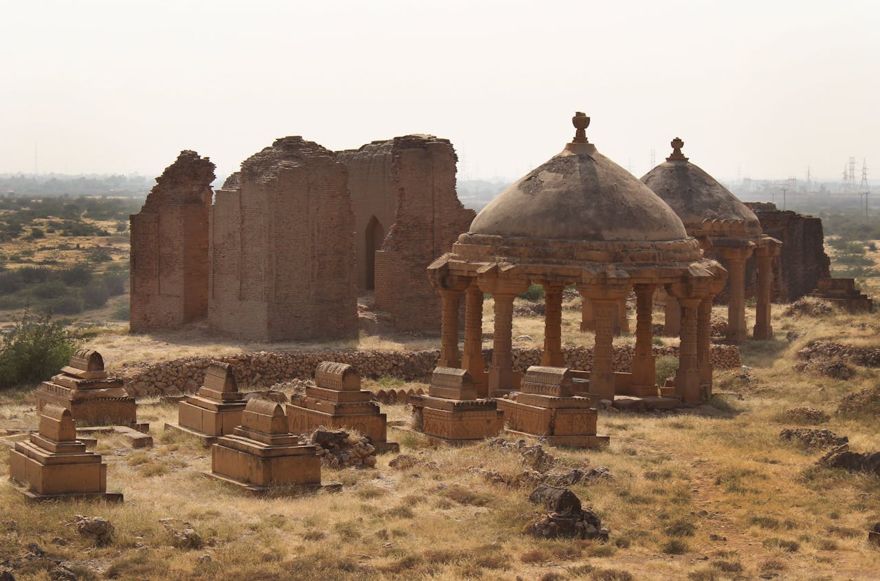 services-02 Explore the historic Makli Necropolis in Thatta, Sindh, Pakistan.